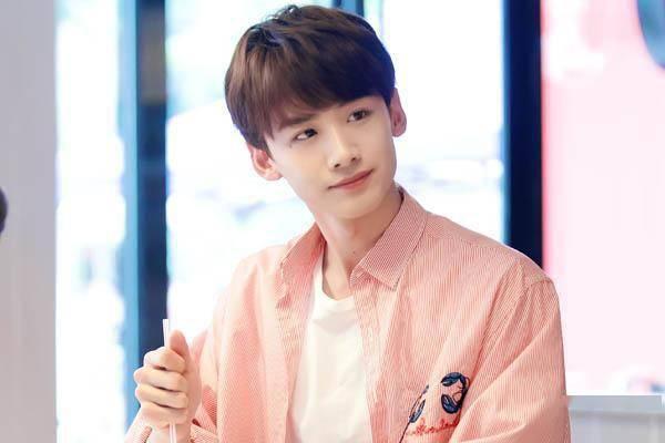 圈内真实八卦爆料白敬亭,揭秘娱乐圈背后的真实故事